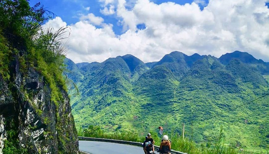 5 Reasons You Should Choose an Easy Rider Tour in Ha Giang