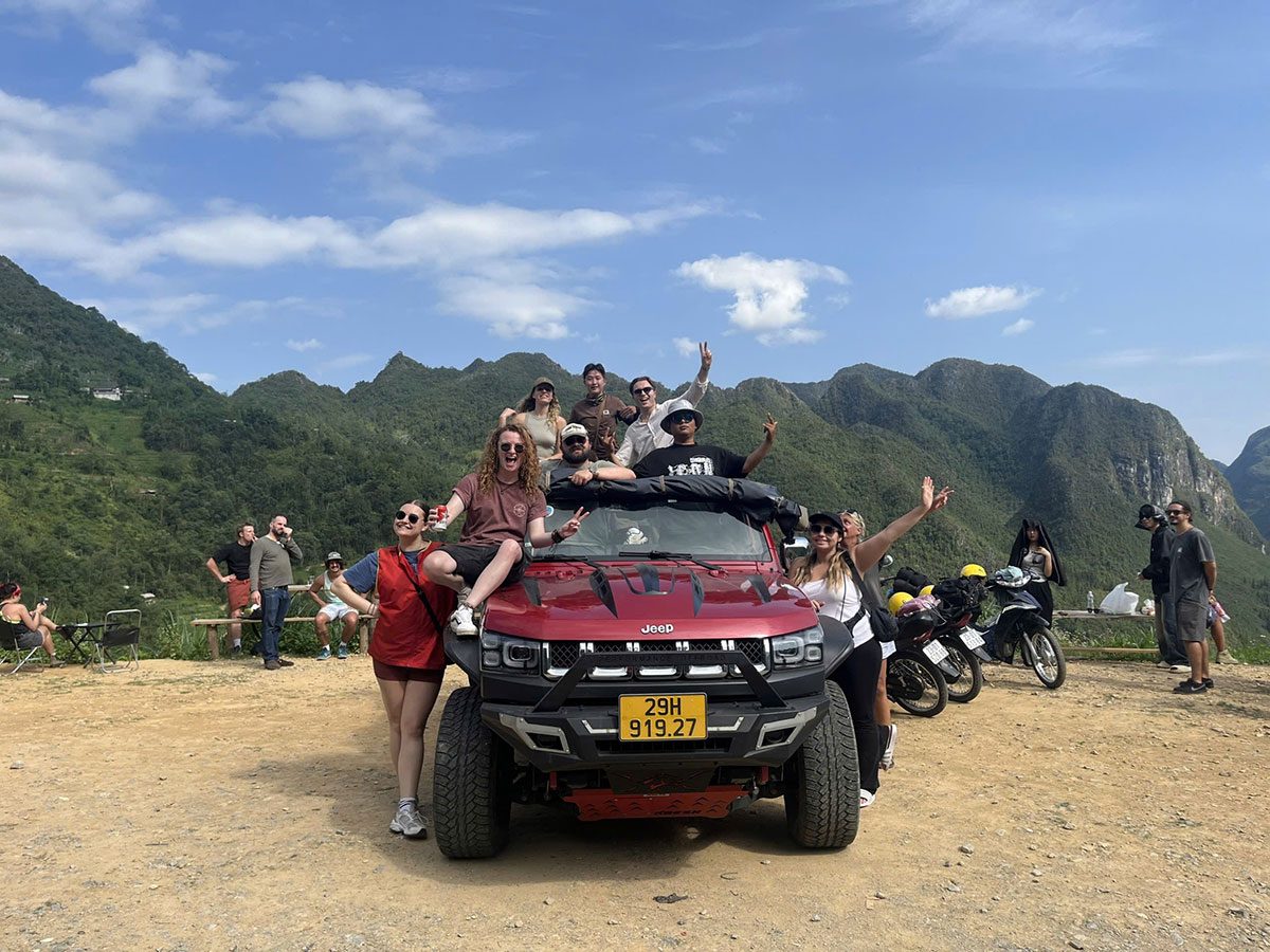 5 Reasons to Choose a Ha Giang Loop Jeep Tour
